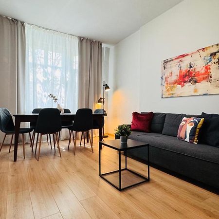 Ideal Home - Spacious & Modern Accommodation Near Unirii Square Bucarest Extérieur photo