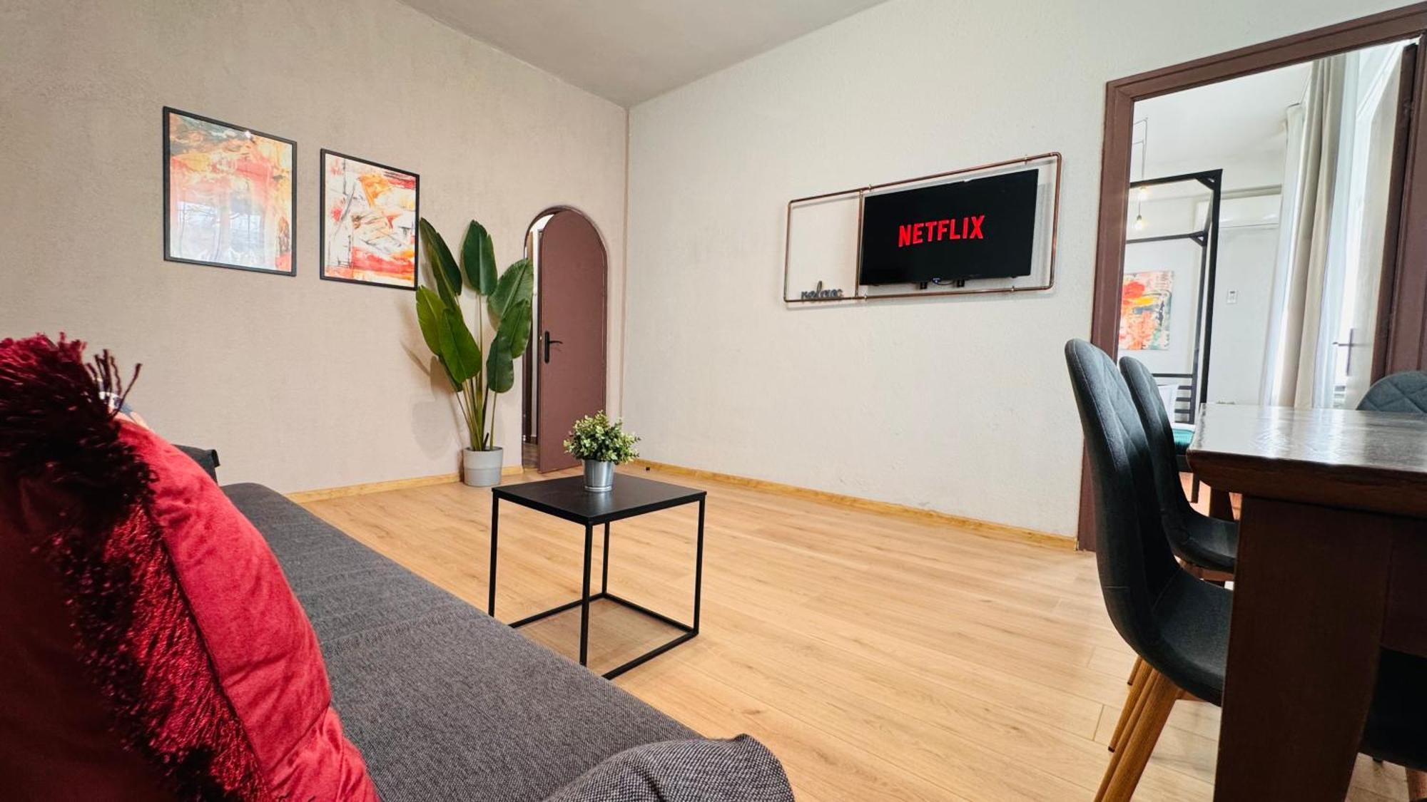 Ideal Home - Spacious & Modern Accommodation Near Unirii Square Bucarest Chambre photo