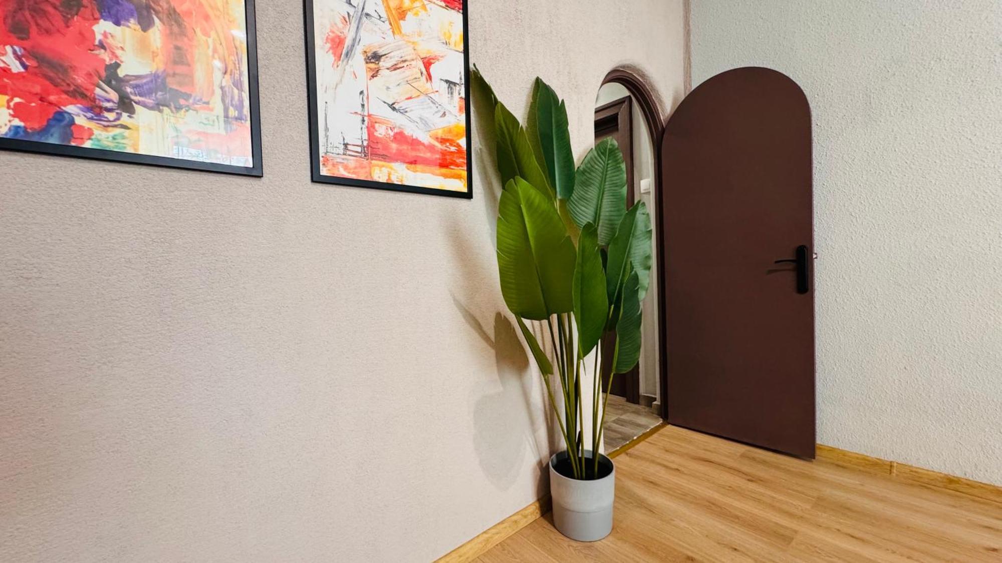 Ideal Home - Spacious & Modern Accommodation Near Unirii Square Bucarest Chambre photo