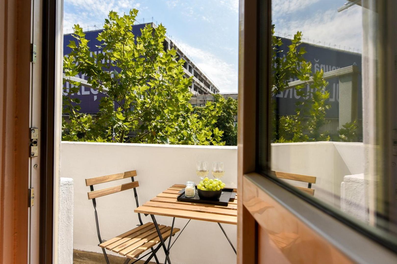 Ideal Home - Spacious & Modern Accommodation Near Unirii Square Bucarest Extérieur photo